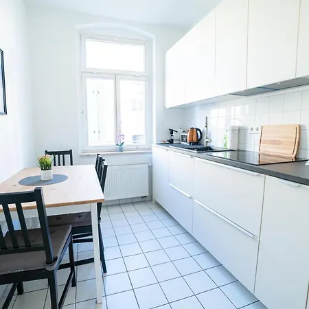 Full House Premium E3 * Magdeburg